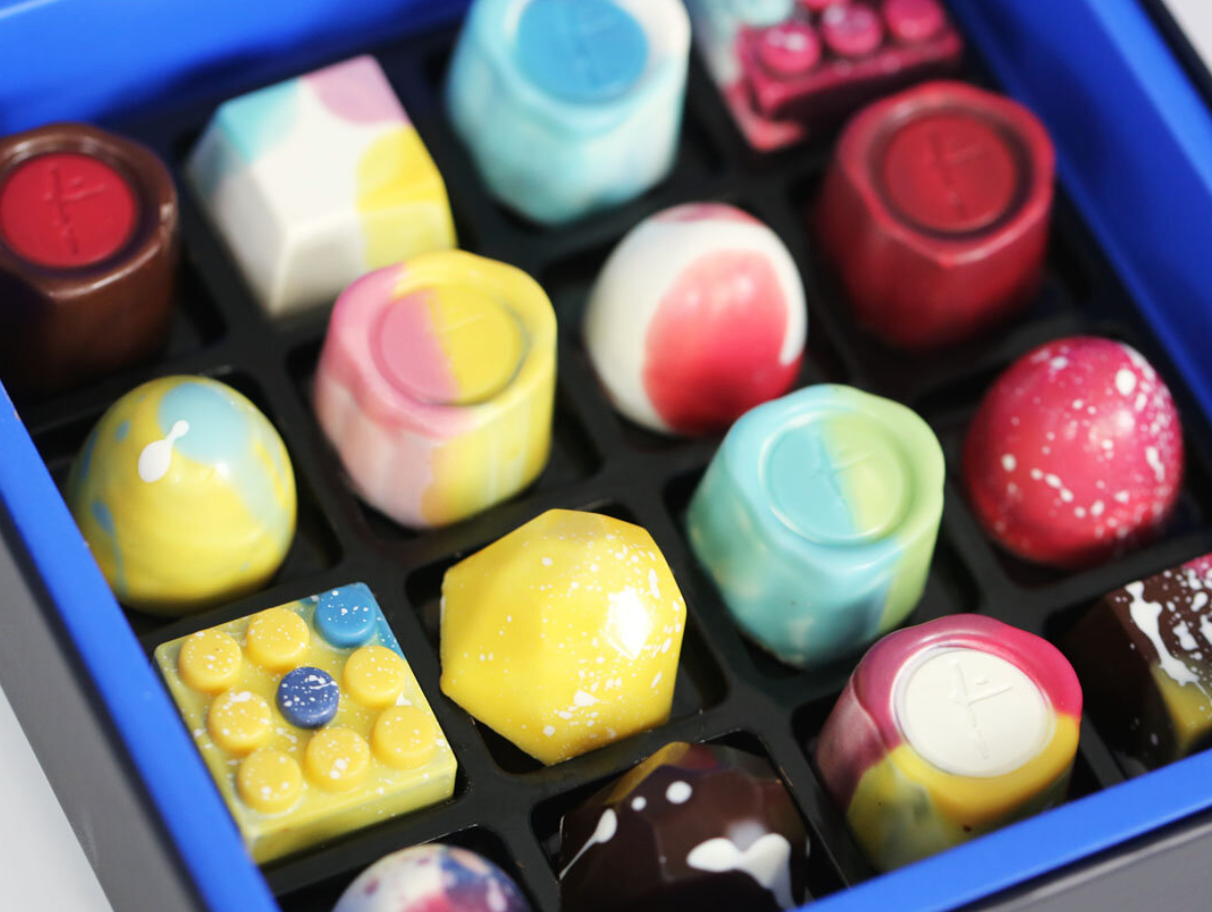 Box of 16. Assortment. Chef's Choice
