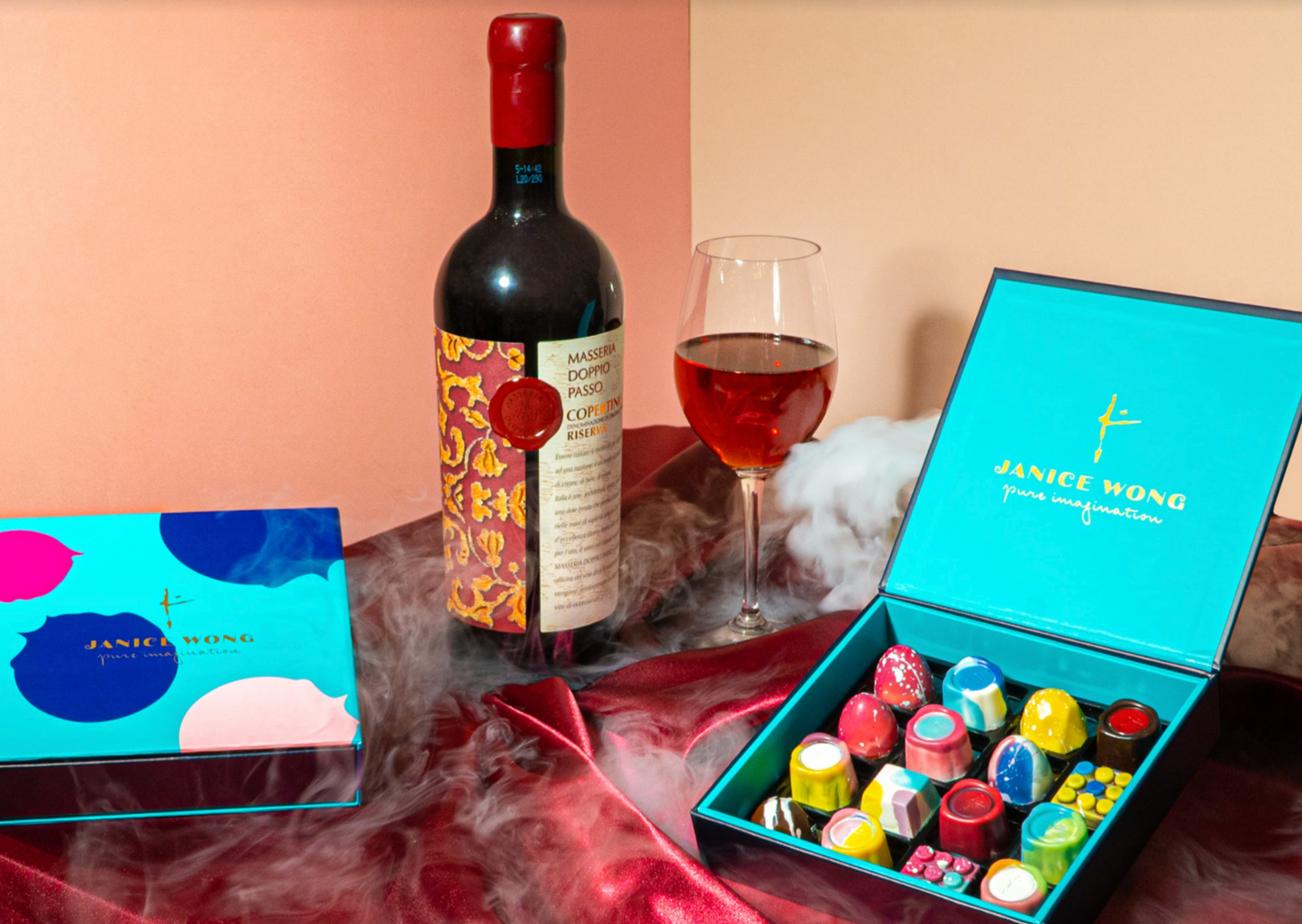 Box of 16 Chocolate & Masseria Doppio Passo 2017 Gift Set (750ml)