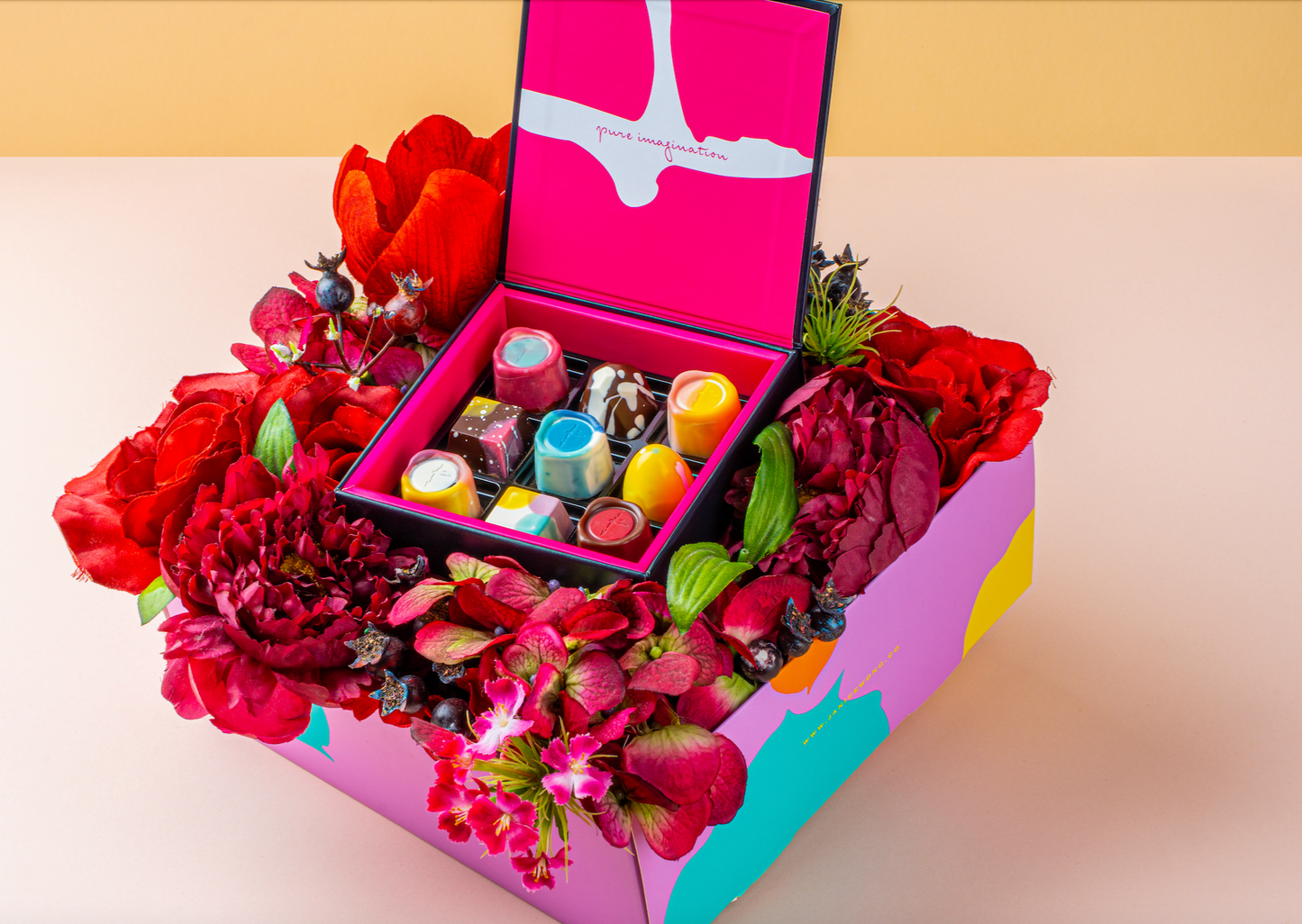 Flower & Chocolate Gift Set Box of 9
