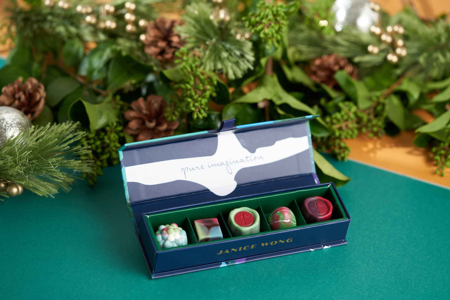 Box of 5 Christmas Edition