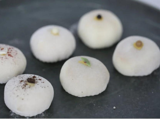 Mochi Set of 12