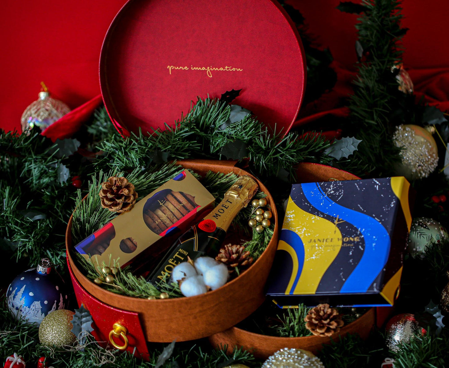 Pure Wonderland Celebration Hamper